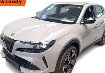 Alfa Romeo Junior 5.876 km 22.593 &euro; Ergolding 84030