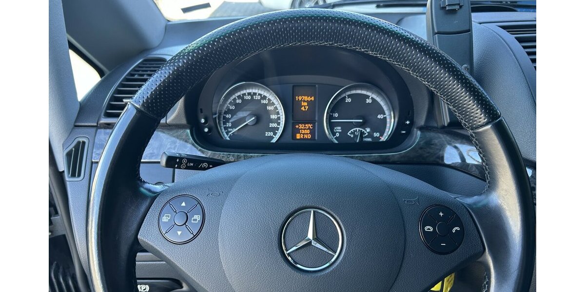 Mercedes-Benz Viano 3.0 CDI MARCO-POLO WESTFALIA AUTOMATIK 197.800 km 31.750 &euro; Altdorf 84032