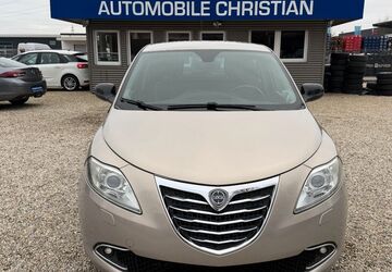 Lancia Ypsilon 80.000 km 5.950 &euro; Altdorf (bei Landshut) 84032