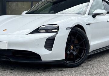 Porsche Taycan 69.600 km 75.650 &euro; Ergolding 84030
