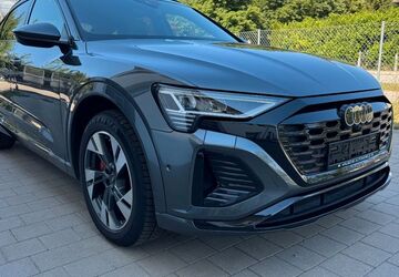 Audi Q8 e-tron 72.800 km 44.990 &euro; Altheim 84051