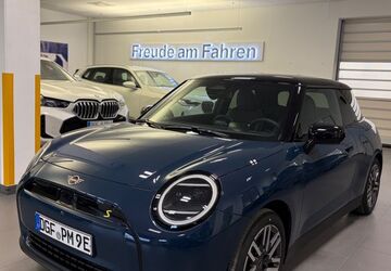 Mini Cooper SE 7.900 km 34.500 &euro; Niederviehbach 84183