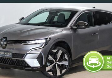 Renault Megane E-TECH 9.664 km 30.990 &euro; Eching i. Ndb. 84174