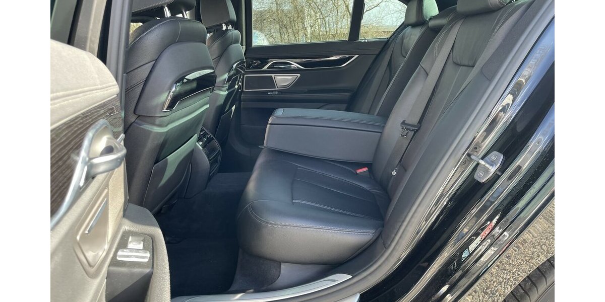 BMW 730d M Sport Paket Head-Up Laser Carbon Core 124.800 km 33.500 &euro; Altdorf 84032
