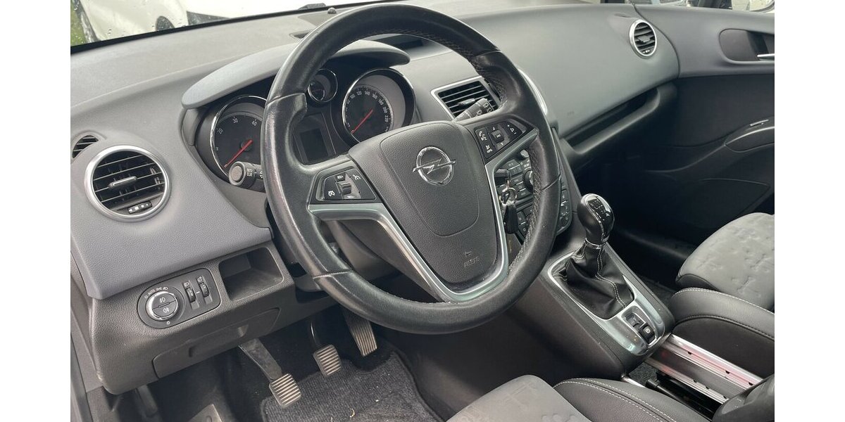 Opel Meriva B Innovation Sitzheizung Tempomat EURO5 208.000 km 3.800 &euro; Altdorf 84032