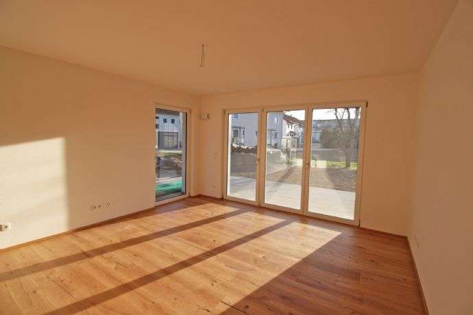 Etagenwohnung Landshut Landshut-West - 2 Zimmer, 73 m&sup2;, 1.200&euro; | Angebot:26992940