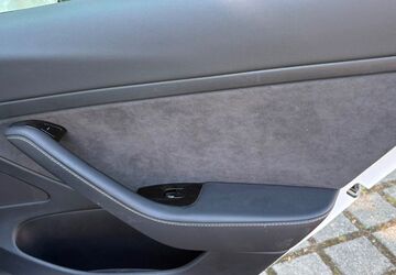 Tesla Model 3 180.000 km 17.999 &euro; Landshut 84036