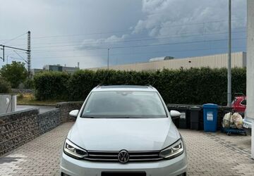 VW Touran 188.500 km 14.500 &euro; Landshut 84034