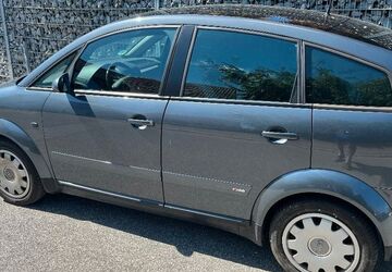 Audi A2 207.453 km 4.727 &euro; postau 84103