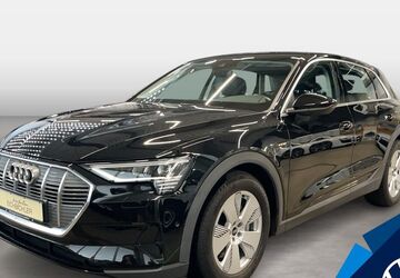 Audi e-tron 22.586 km 27.743 &euro; Landshut 84030