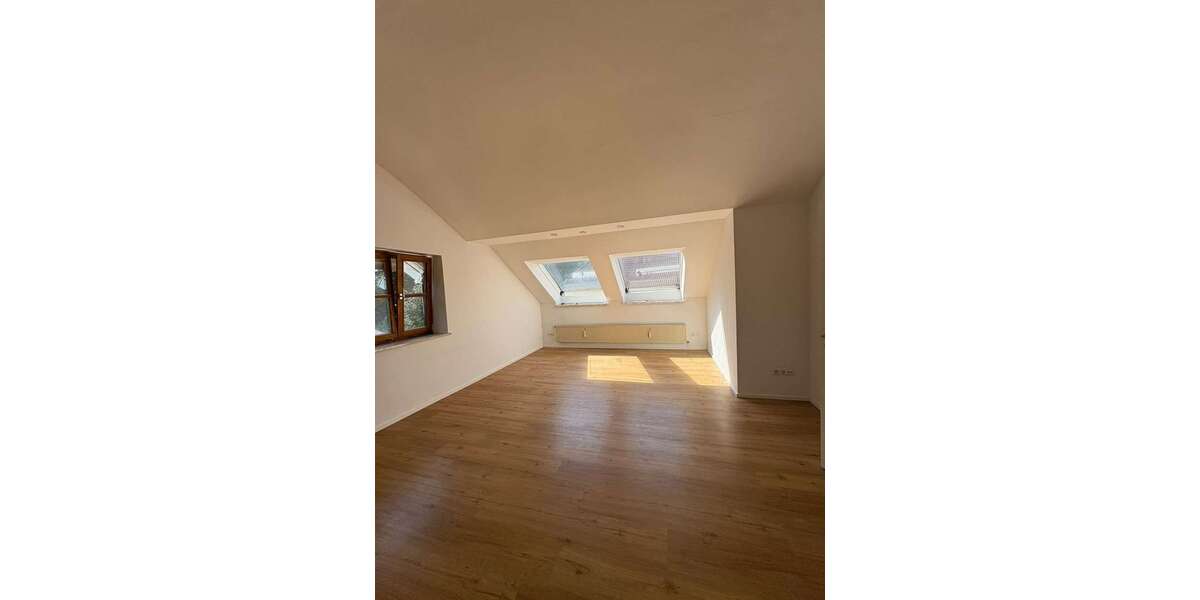 Etagenwohnung Landshut Auloh - 4 Zimmer, 88 m&sup2;, 1.100&euro; | Angebot:27150833