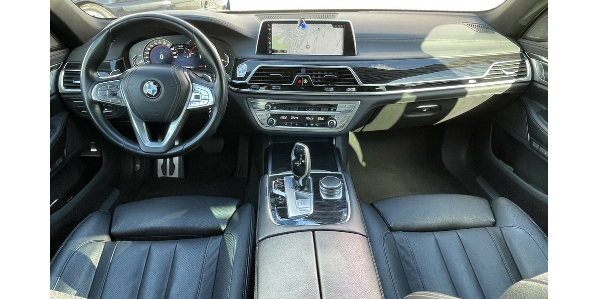 BMW 730d M Sport Paket Head-Up Laser Carbon Core 124.800 km 33.500 &euro; Altdorf 84032