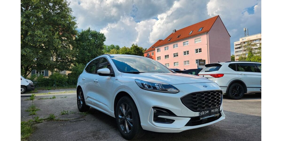 Ford Kuga 105.000 km 18.690 &euro; Landshut 84032