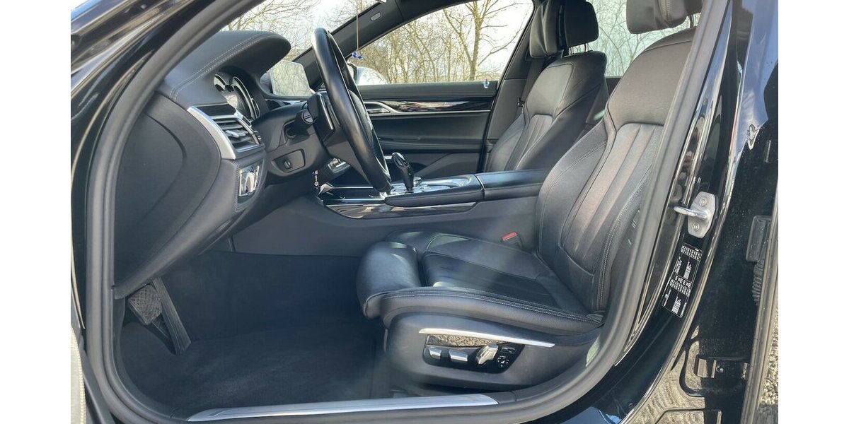 BMW 730d M Sport Paket Head-Up Laser Carbon Core 124.800 km 33.500 &euro; Altdorf 84032